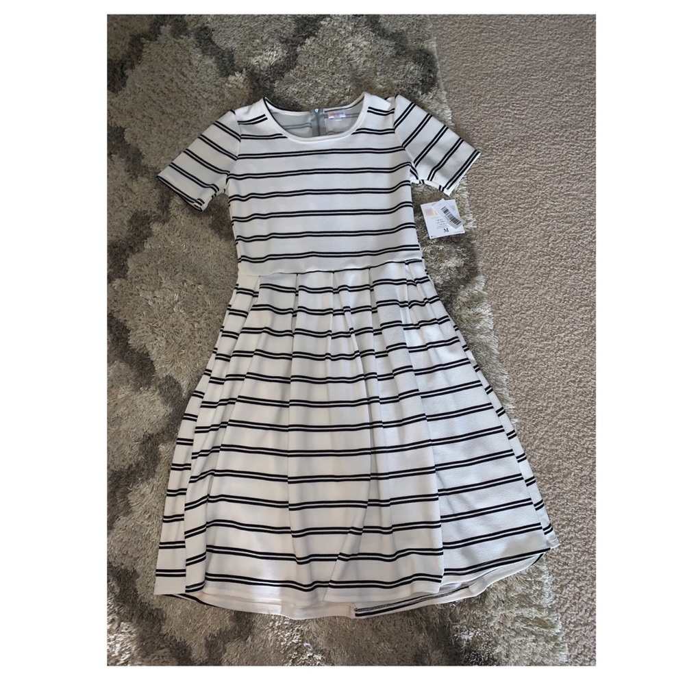 LuLaRoe Amelia Dress